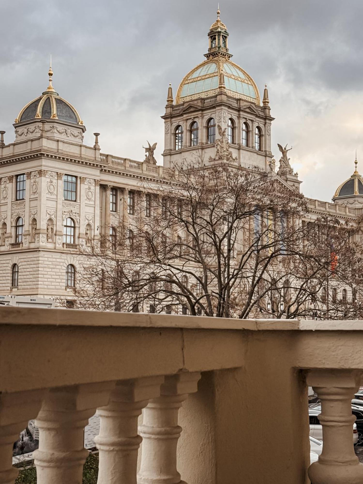 Turnkey I Wenceslas Square Apartments Praha Bagian luar foto